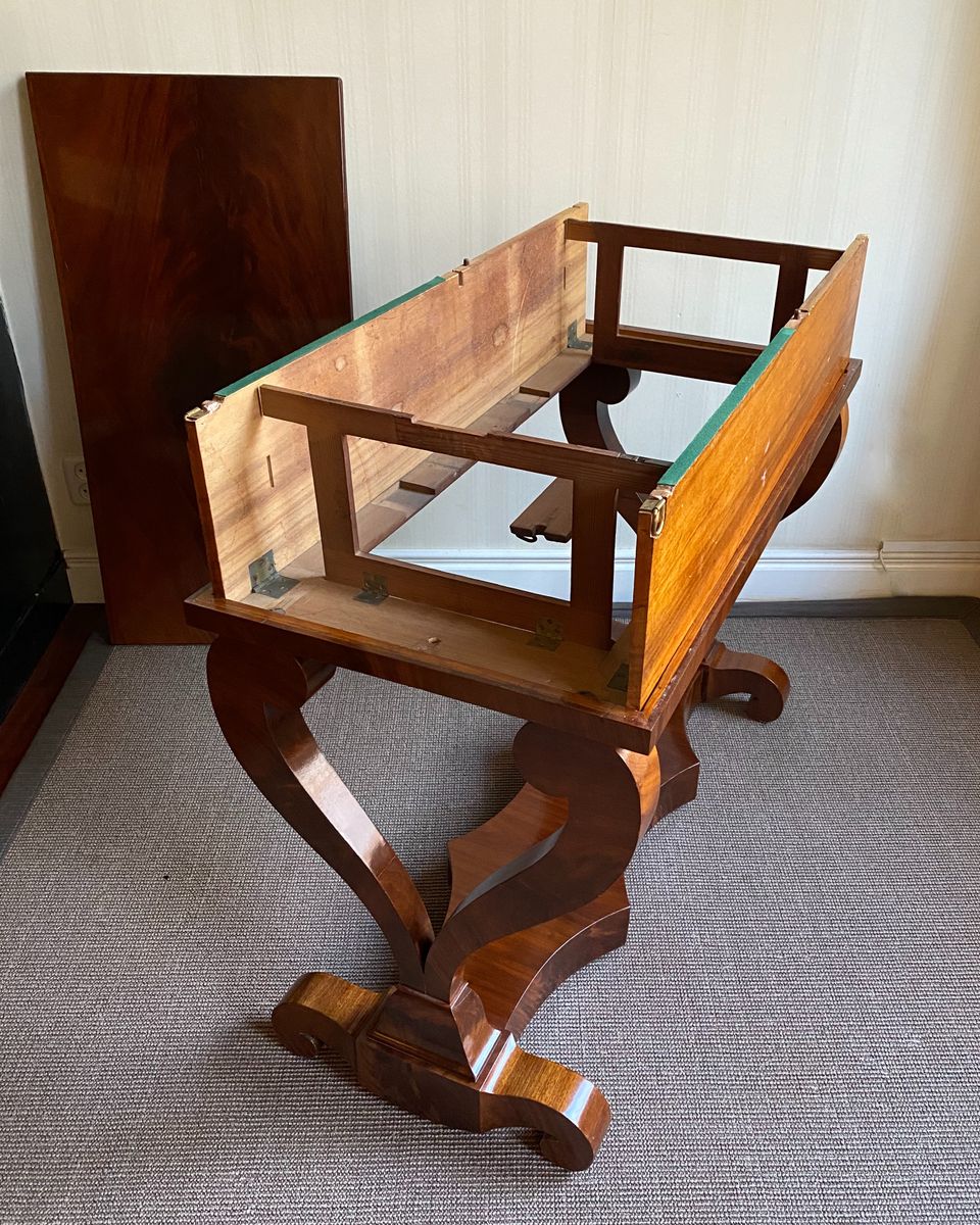 Games table - image 10