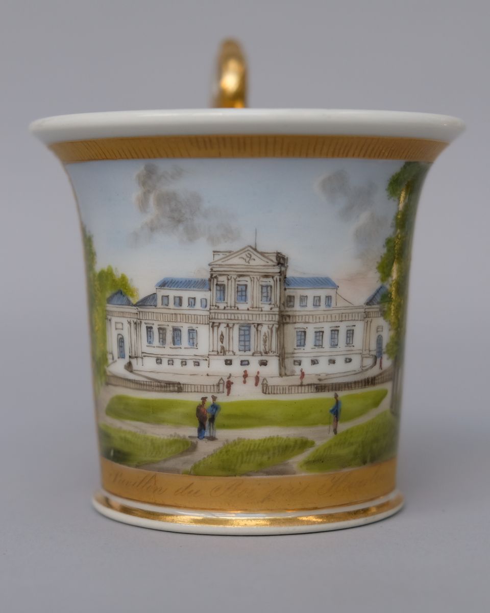 Empire coffee pot and two cups and saucers with views of Amsterdam, Haarlem and Rotterdam - image 4