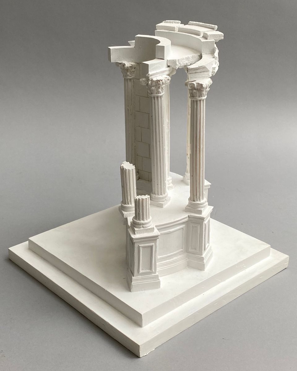 Scale model Temple of Vesta - image 5