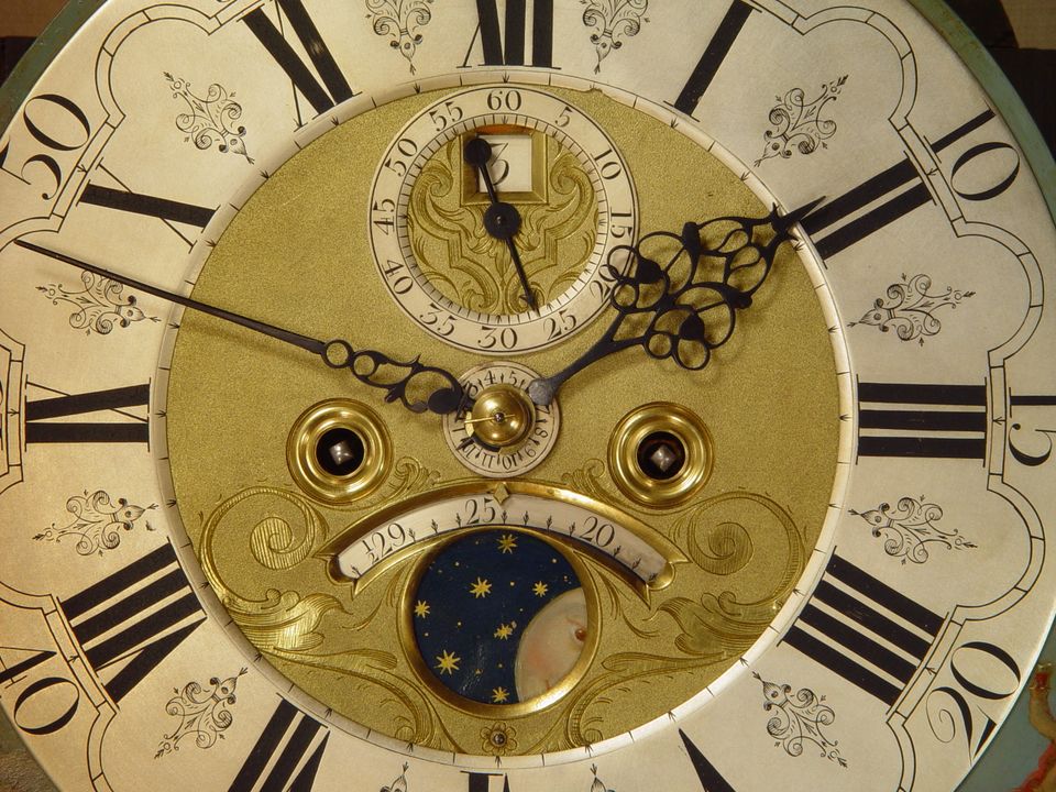 A Dutch burr walnut longcase clock with rare ‘swing automaton’ by M. Buys Amsterdam, circa 1775.  - image 3