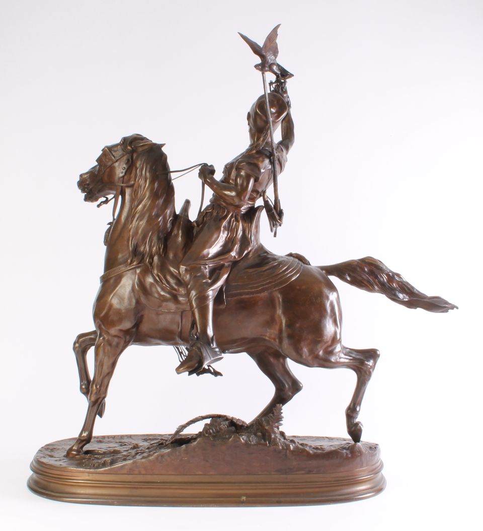 The Arab Falconer, a fine bronze statue by Pierre Jules Mene 1810 - 1879 - image 3