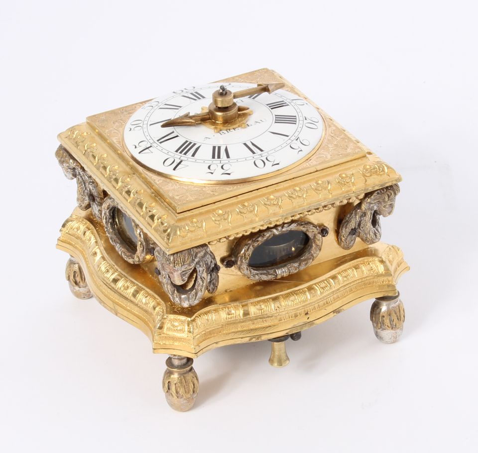 A small horizontal alarm table clock with push repeat, by P.I. Radzinski, circa 1750 - image 2