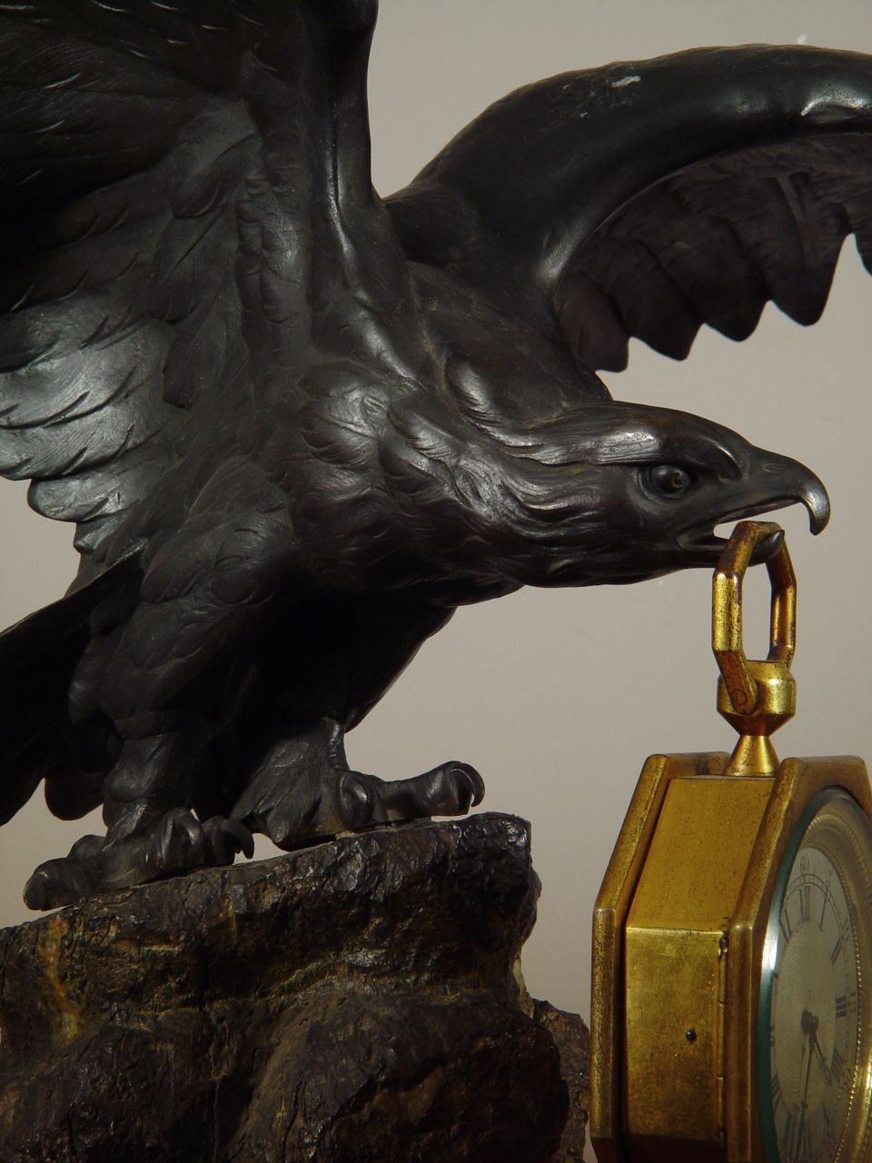An eagle shaped bronze watch stand and clock watch with quarter repetition - image 4