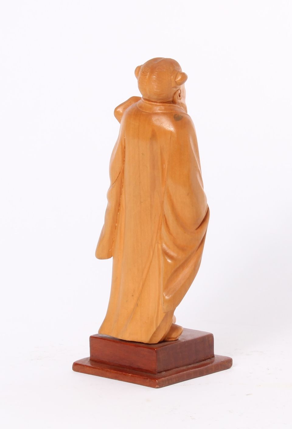 A lovely Chinese carved boxwood sculpture of a man, circa 1920. - image 4