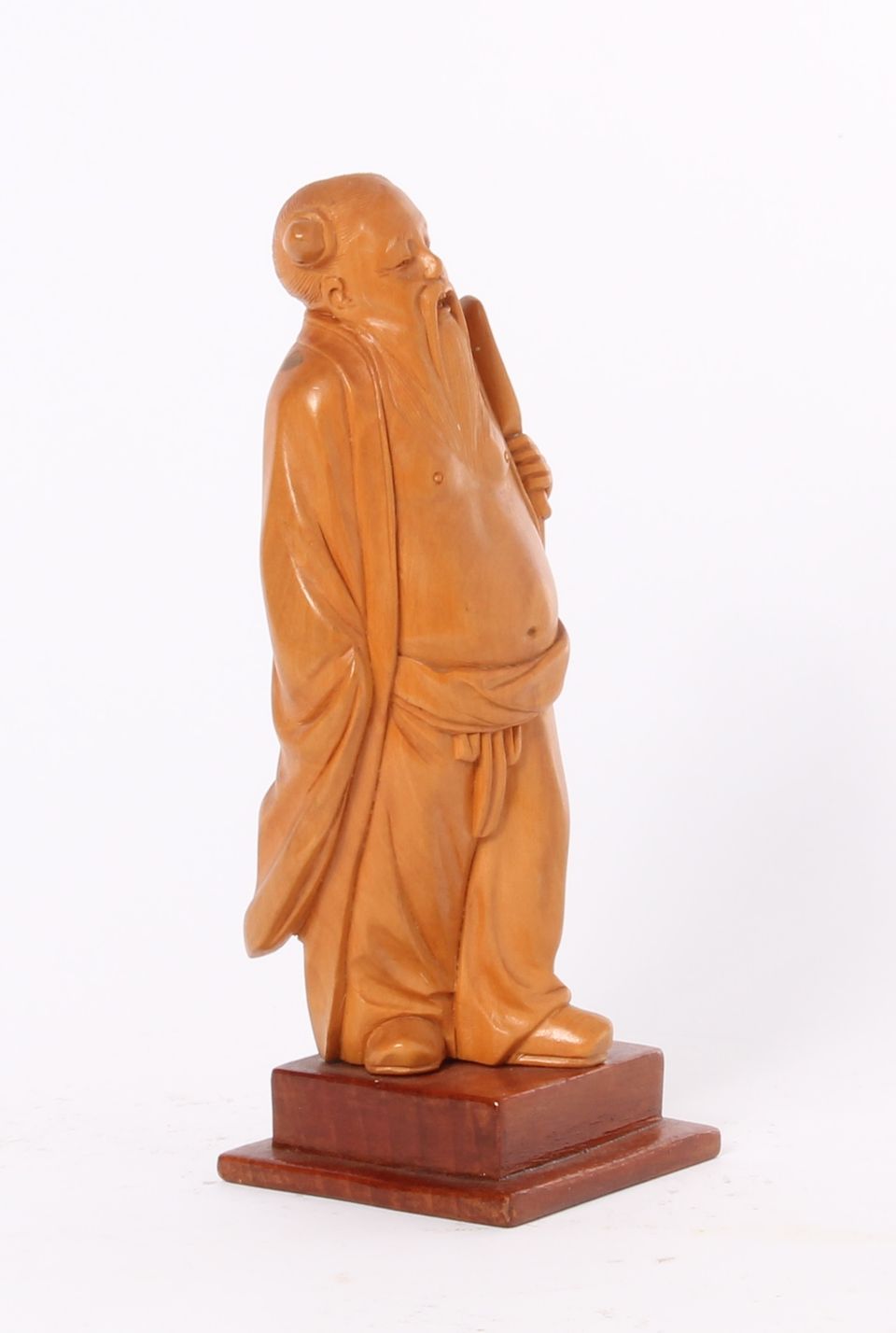 A lovely Chinese carved boxwood sculpture of a man, circa 1920. - image 5