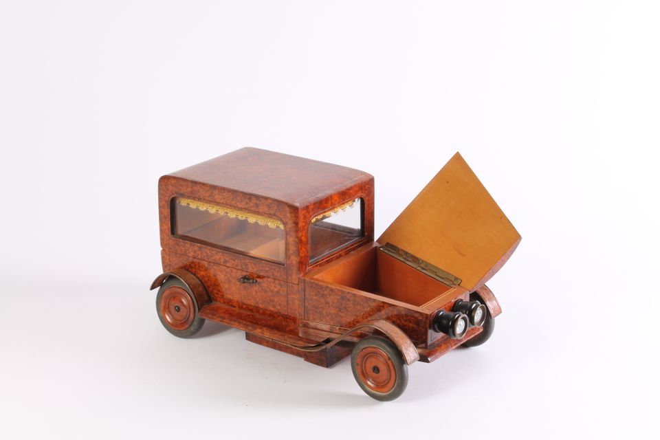 An Art Deco thuja burr model of a car with music box, circa 1930 - image 4