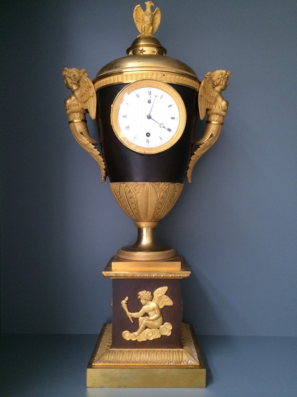 An exceptionally rare French gilt and patinated bronze night projection timepiece, by Bofenschen, Paris, early 19th century - image 5
