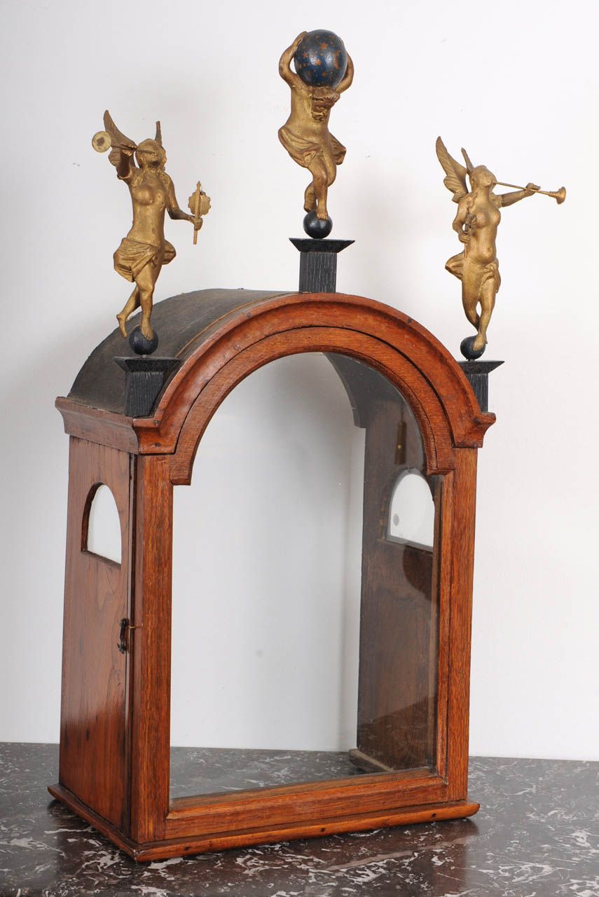Een zeldzame eiken Friese staartklok met ongebruikelijke mechaniek en geanimeerde molens, omstreeks 1820 - afbeelding 3