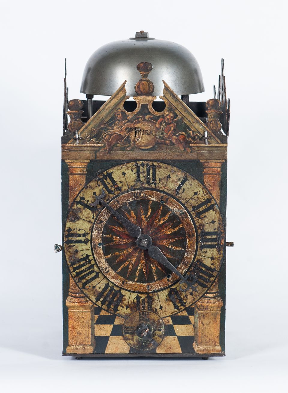 A very early German late 16th century painted chamber clock, circa 1580 - image 3