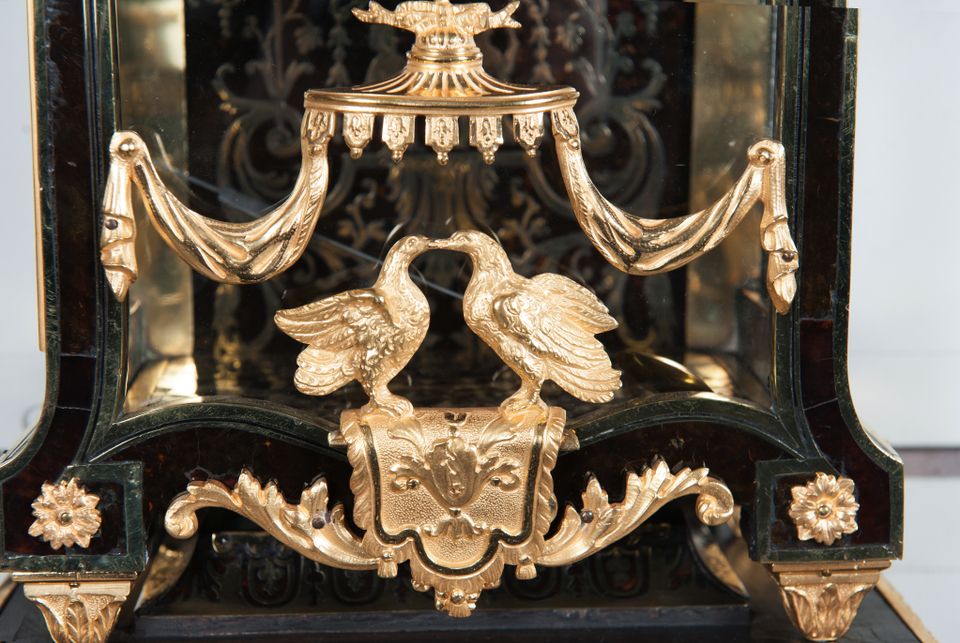 Small Decorative Louis XIV Boulle Inlaid Bracket Clock, circa 1720 - image 8