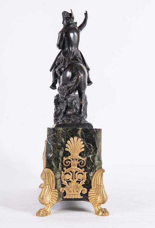 Very Nice and Imposing Bronze Statue of Napoléon Bonaparte - image 6