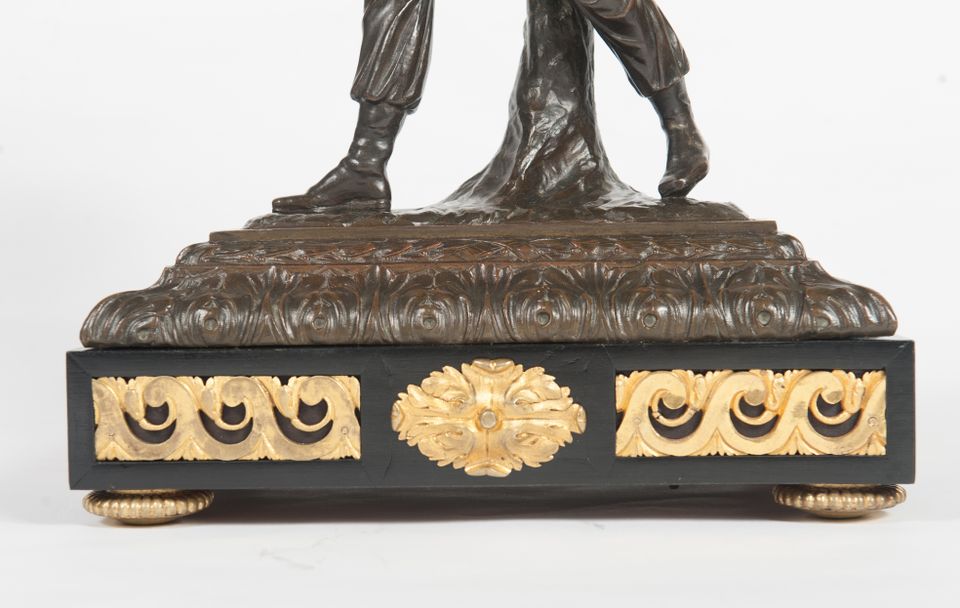 A good and very unusual Louis XVI mantel clock circa 1780 - image 4