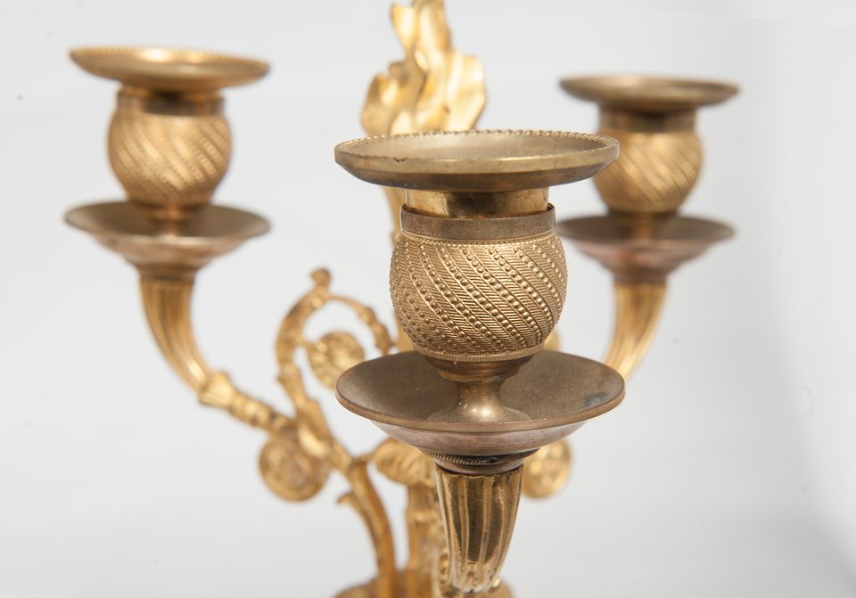 A nice pair of decorative 19th century Louis XVI inspired candlesticks circa1860 - afbeelding 4