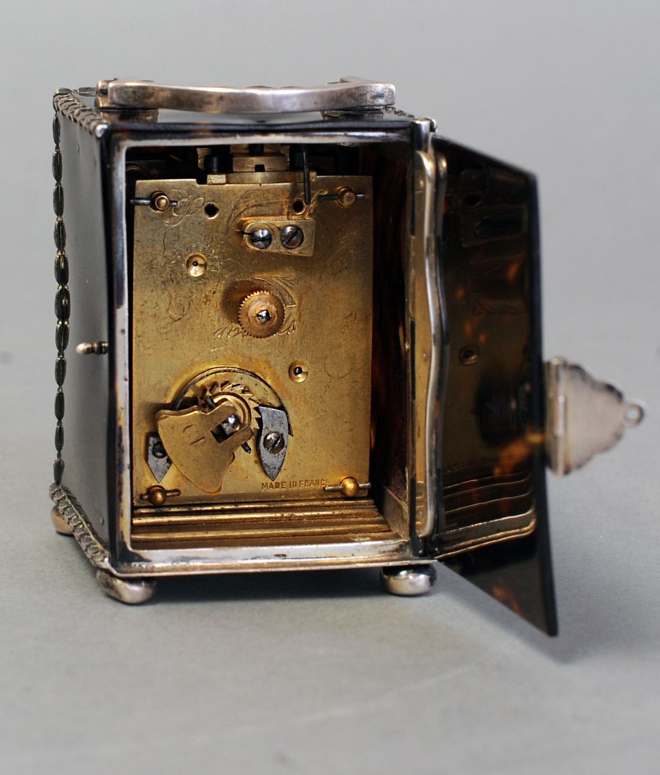 The small English tortoiseshell and silver carriage clock circa 1902 - afbeelding 3