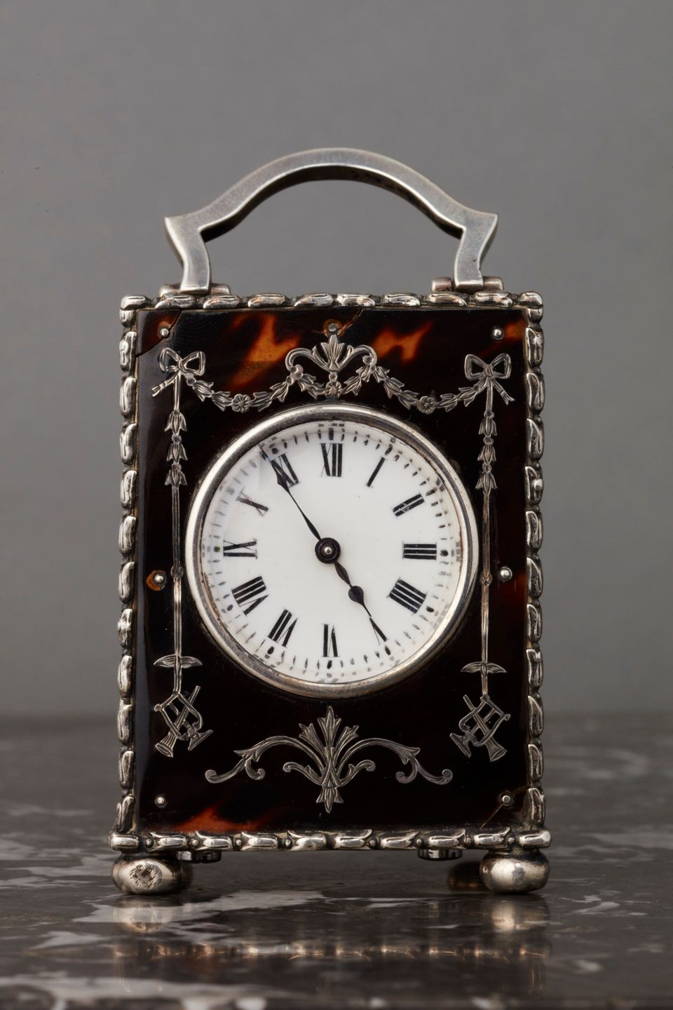 The small English tortoiseshell and silver carriage clock circa 1902 - afbeelding 7