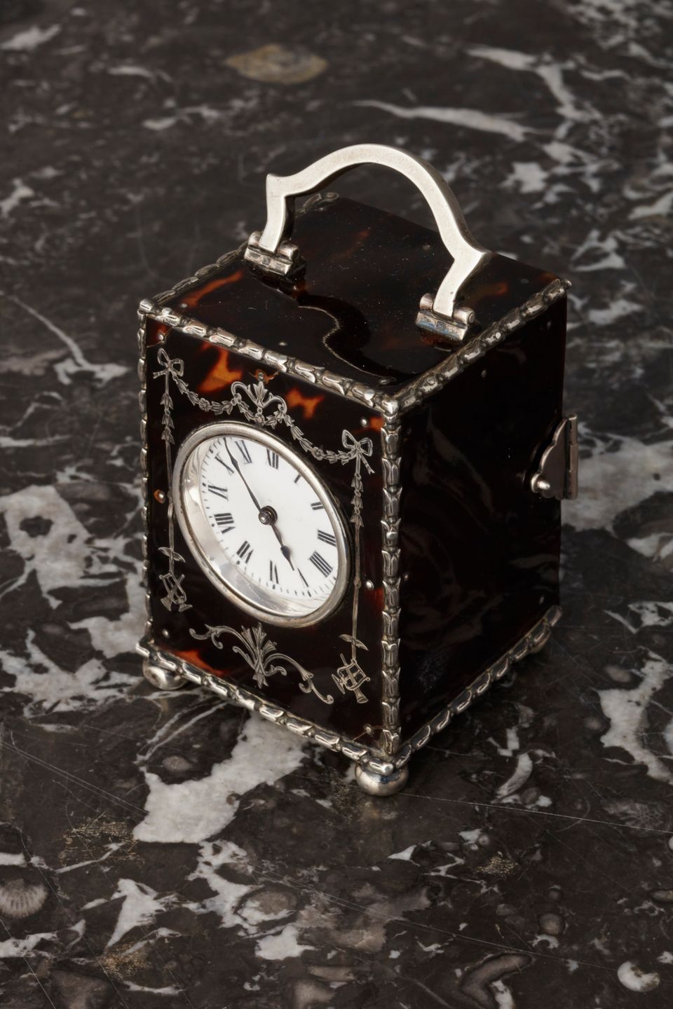 The small English tortoiseshell and silver carriage clock circa 1902 - afbeelding 8