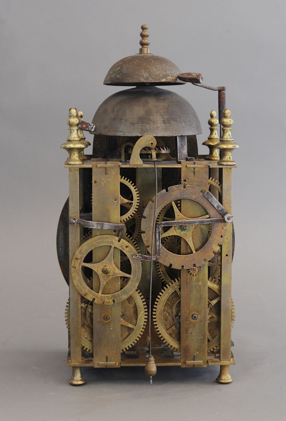 A very unusual 18th century clock  signed - afbeelding 5