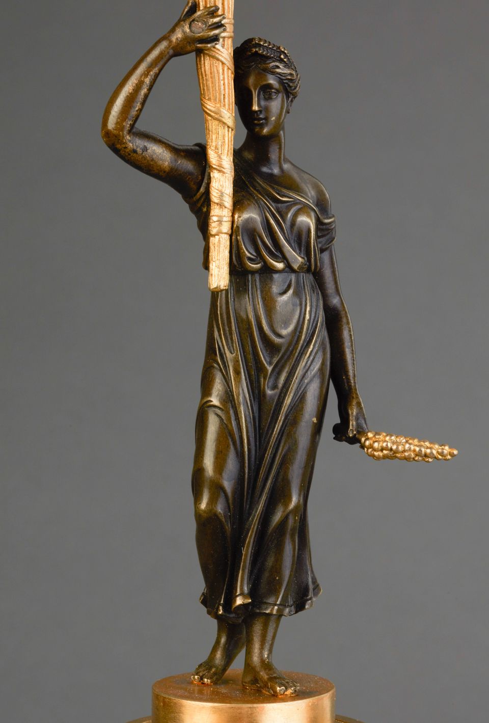 A good pair of four light empire candle sticks, circa 1820 - afbeelding 7
