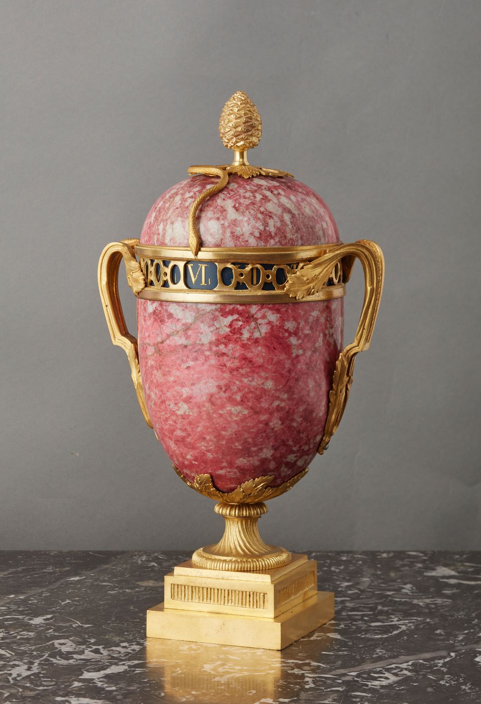 An unusual Rhodonite Annular French Urn Clock, circa 1880 - image 2
