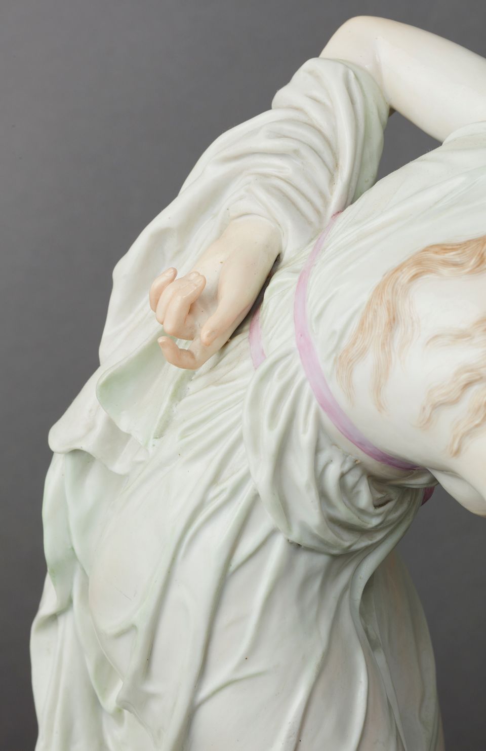 A German Meissen porcelain ‘KügelSpielerin’ by Walter Scott, circa 1890 - image 5