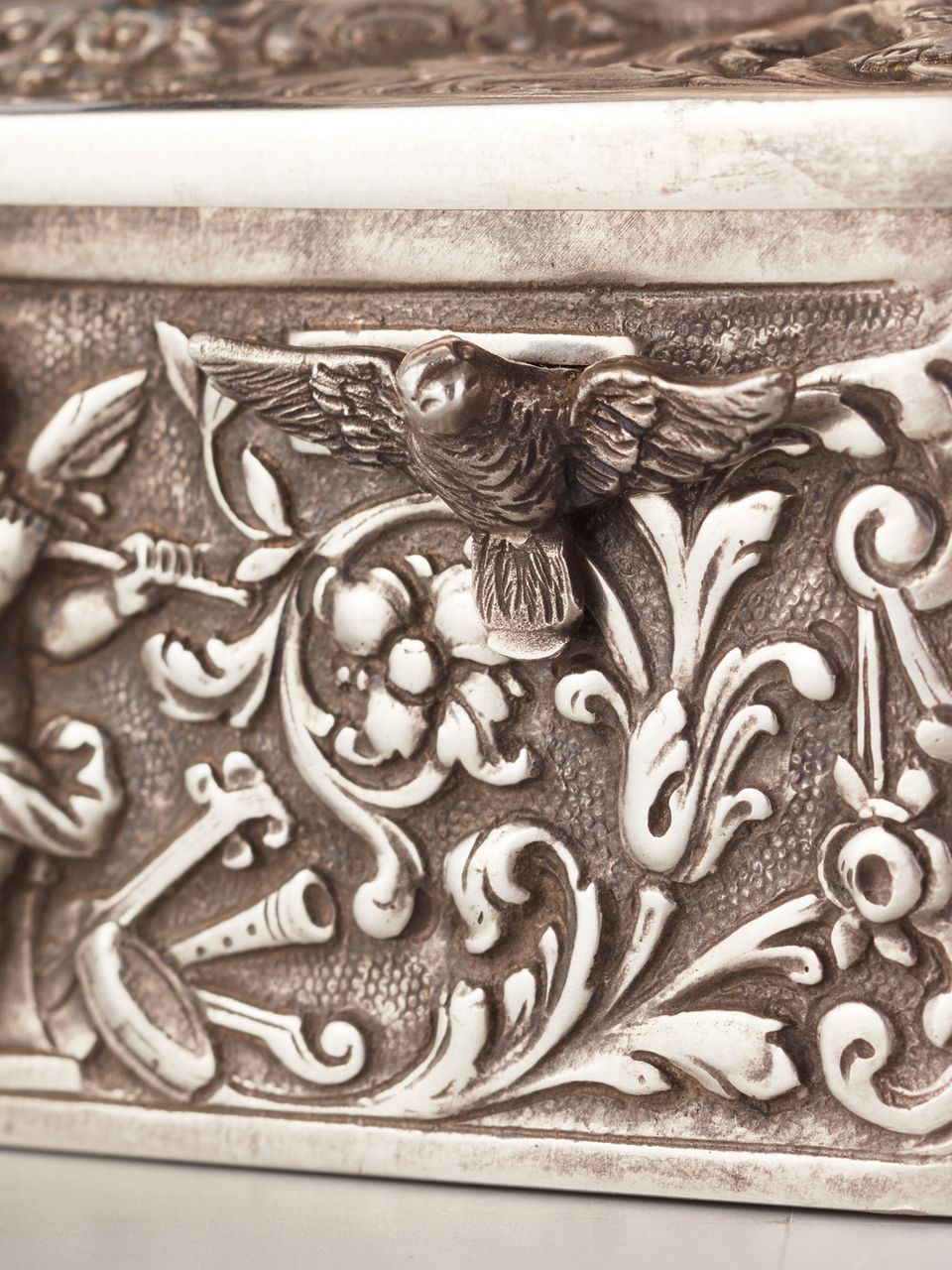 A Silver German Singing Bird Box, circa 1900 - image 7
