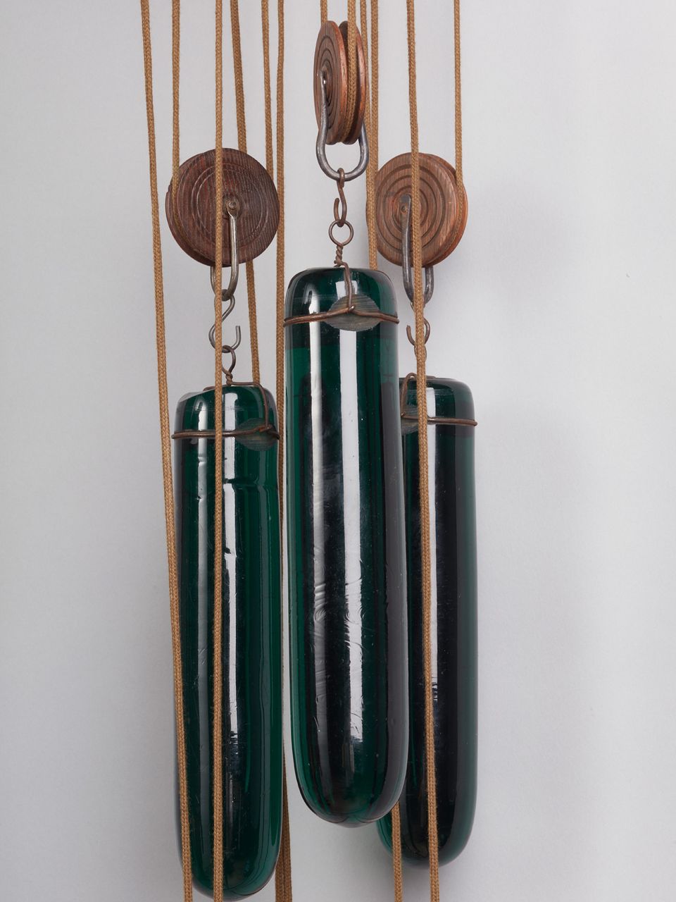 An exceptional Austrian wooden animated wall clock, circa 1730 - image 10