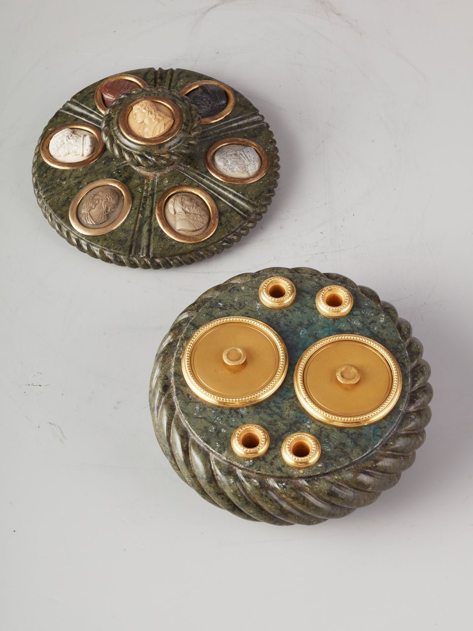 A southern Italian intaglio-inset serpentine marble 'Grand Tour' inkwell - image 3