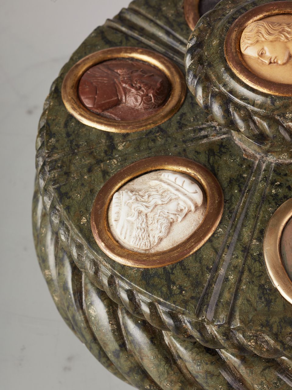 A southern Italian intaglio-inset serpentine marble 'Grand Tour' inkwell - image 5