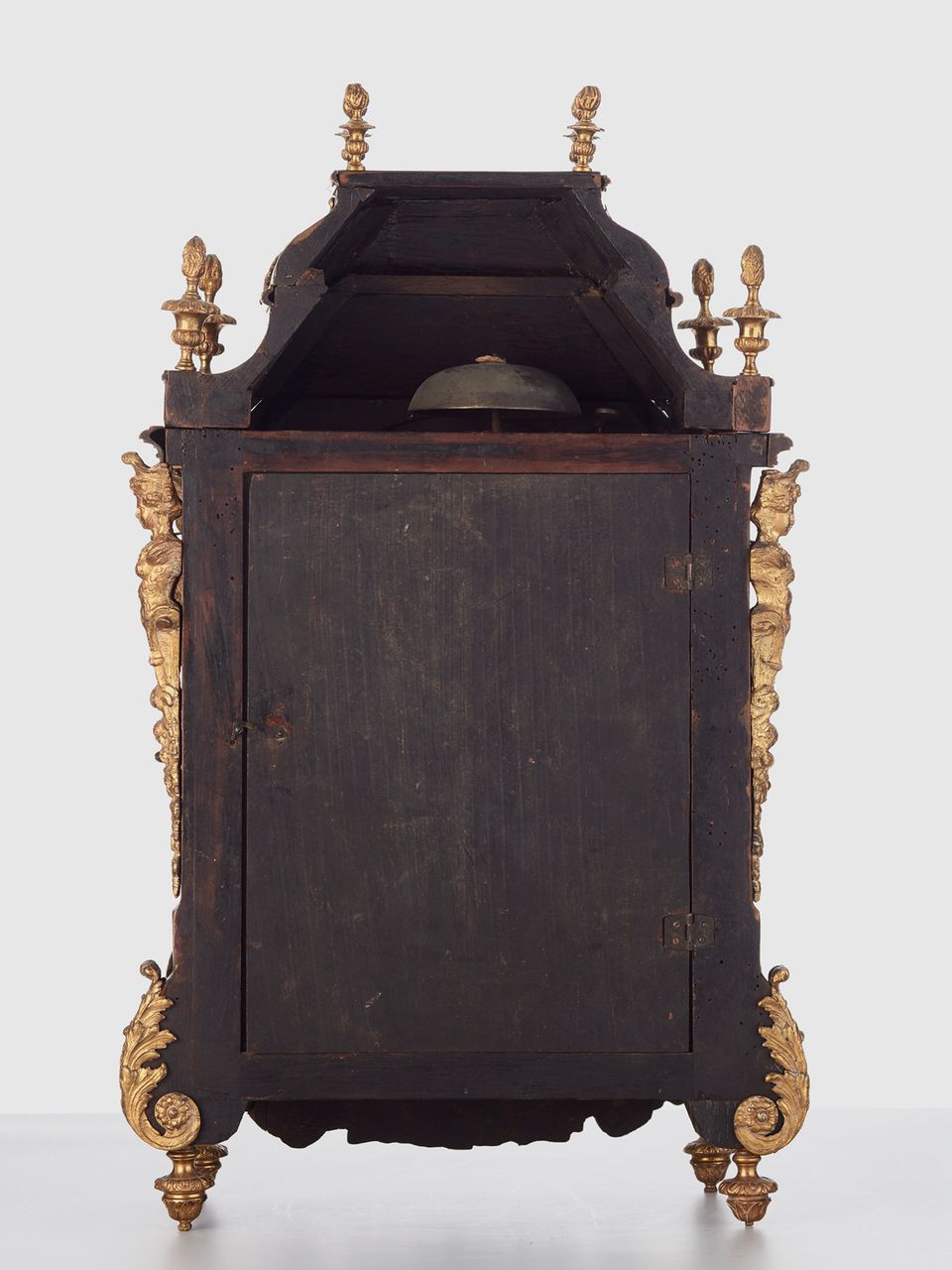 A beautiful French late Louis XIV ‘Religieuse’ mantel clock by Bonneual, circa 1700 - image 3