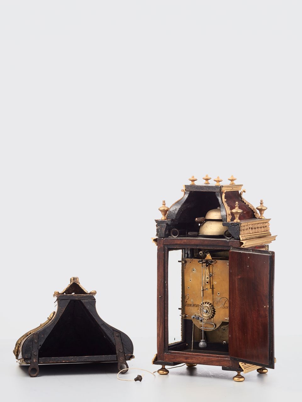 A small tortoiseshell French bracket clock by Gaudron a Paris, circa 1690 - image 6