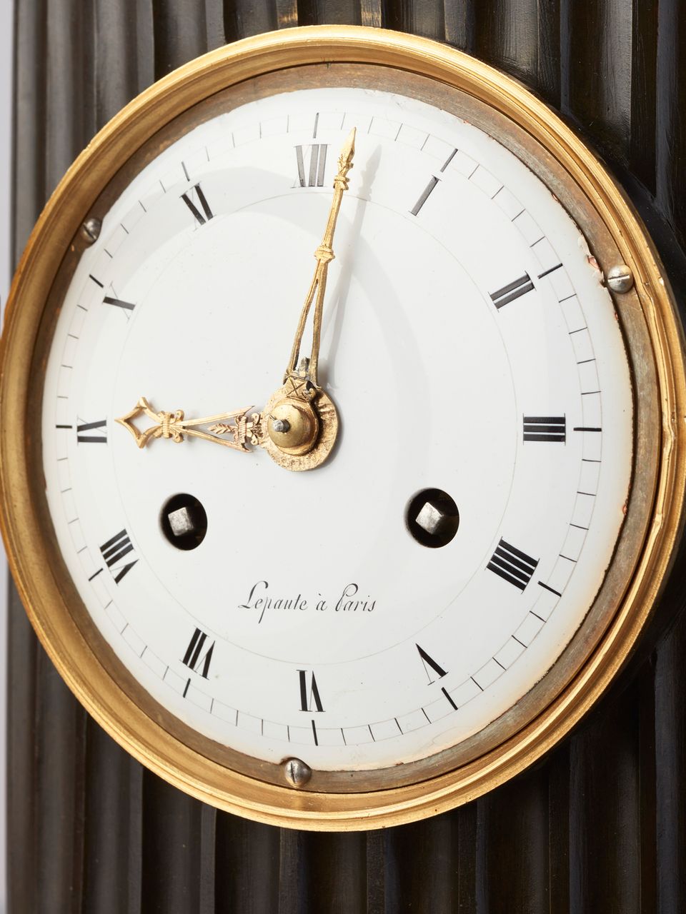 An elegant French ‘Empire’ library mantel clock, circa 1820 - image 5