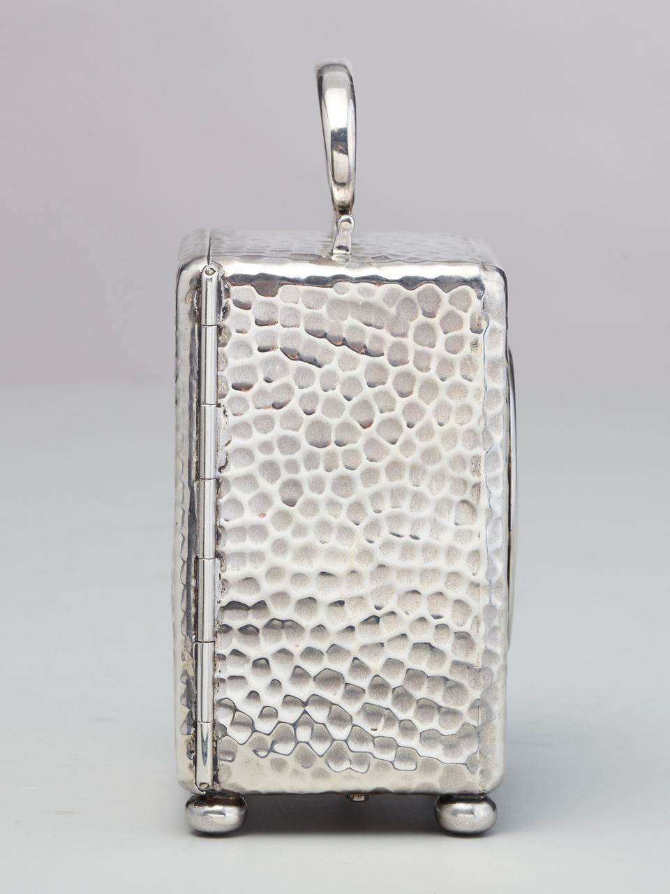 A small English silver travelling clock by William Comyns, circa 1900 - image 3