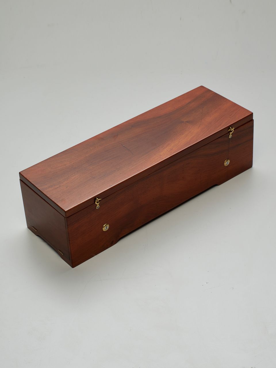 An early French mahogany music box by Ducommond Giraud, circa 1840 - image 3