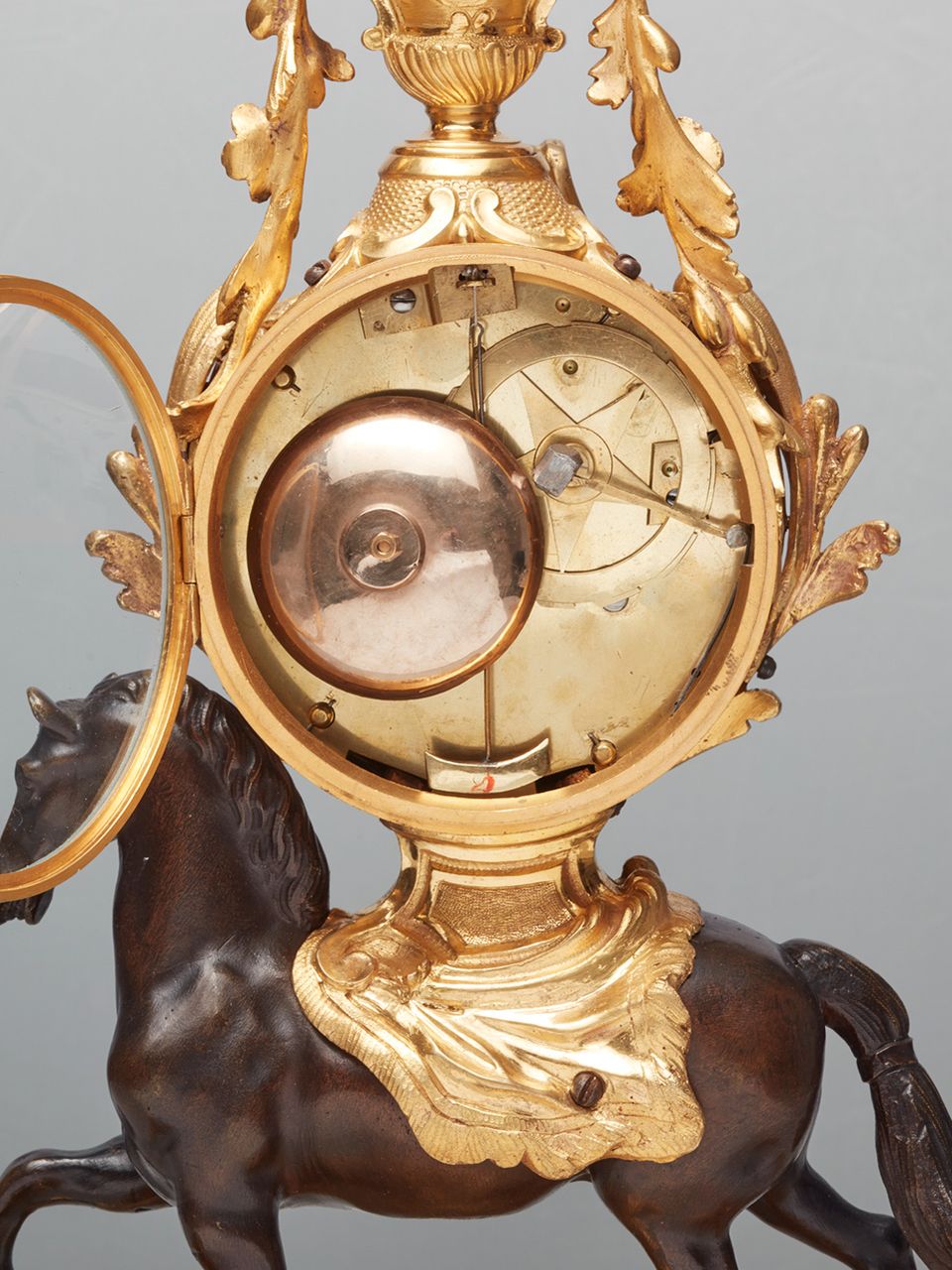 A superb French ‘Transition’ mantel clock, circa 1760, signed Montjoye Fils a Paris. - image 7