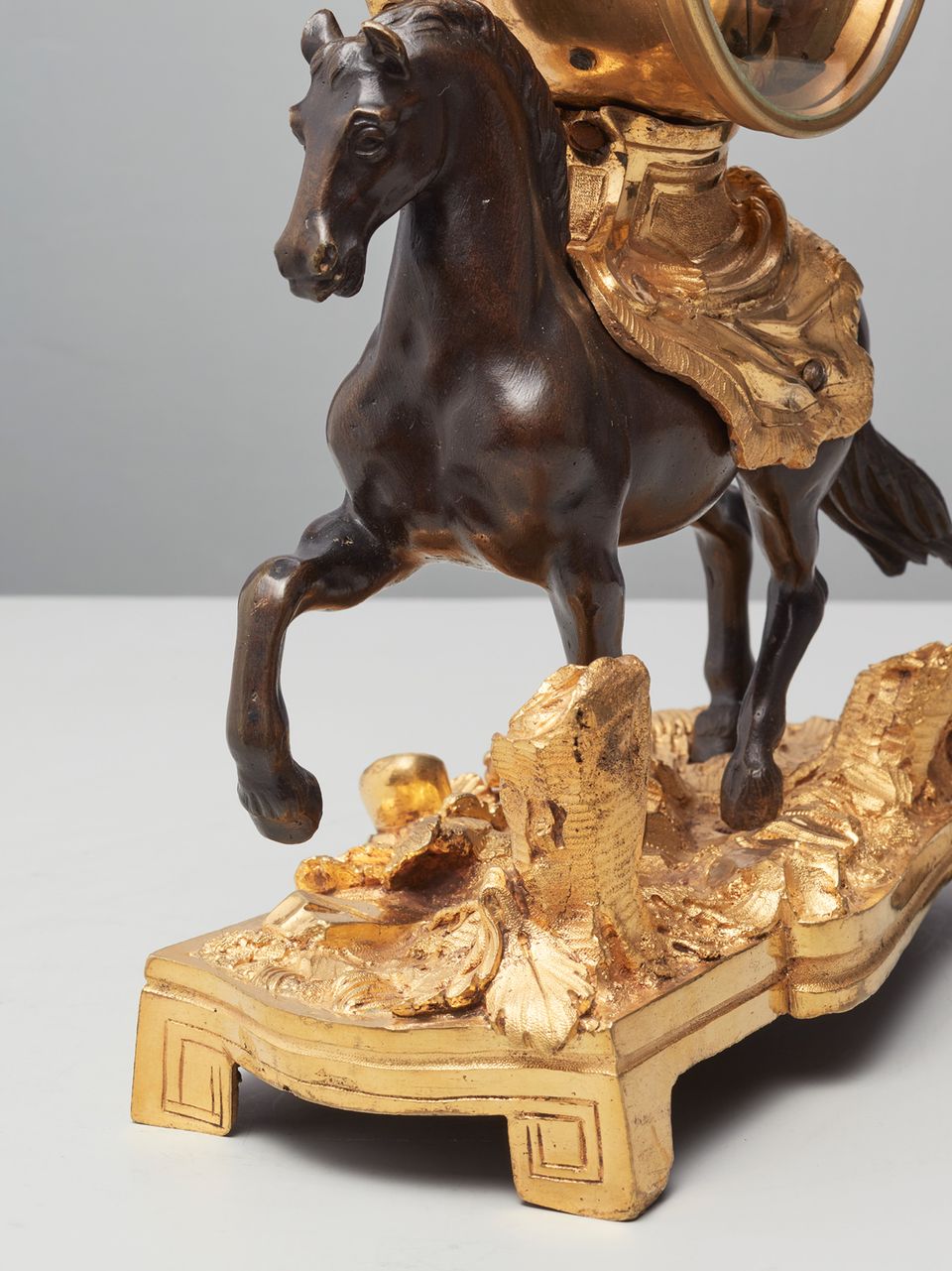 A superb French ‘Transition’ mantel clock, circa 1760, signed Montjoye Fils a Paris. - image 10