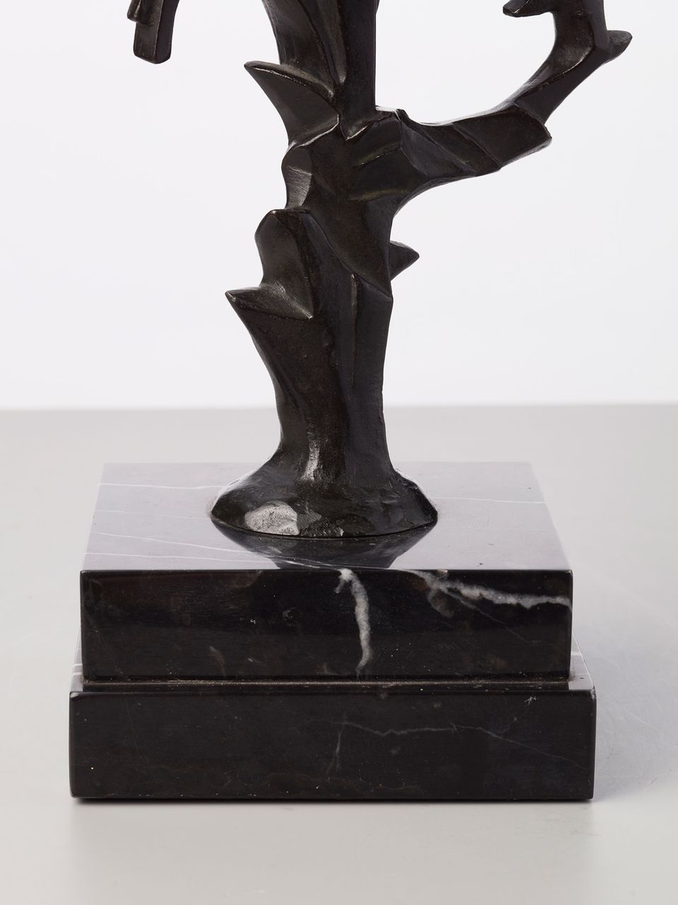 A German bronze art-deco sculpture of a bear in a tree by Anton Bushelberger, circa 1920 - image 5