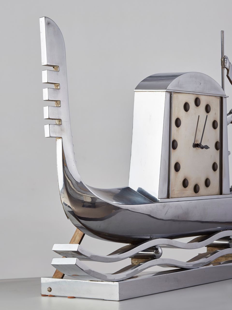 An amazing Italian Art Deco monumental nickel plated clock, circa 1930 - image 2