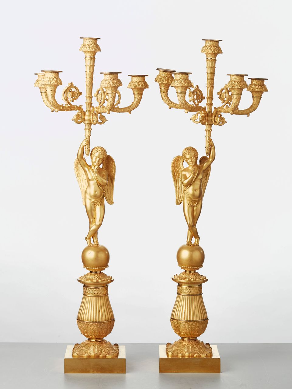 A pair of French bronze five-arm candlesticks with angels, circa 1830 - image 3