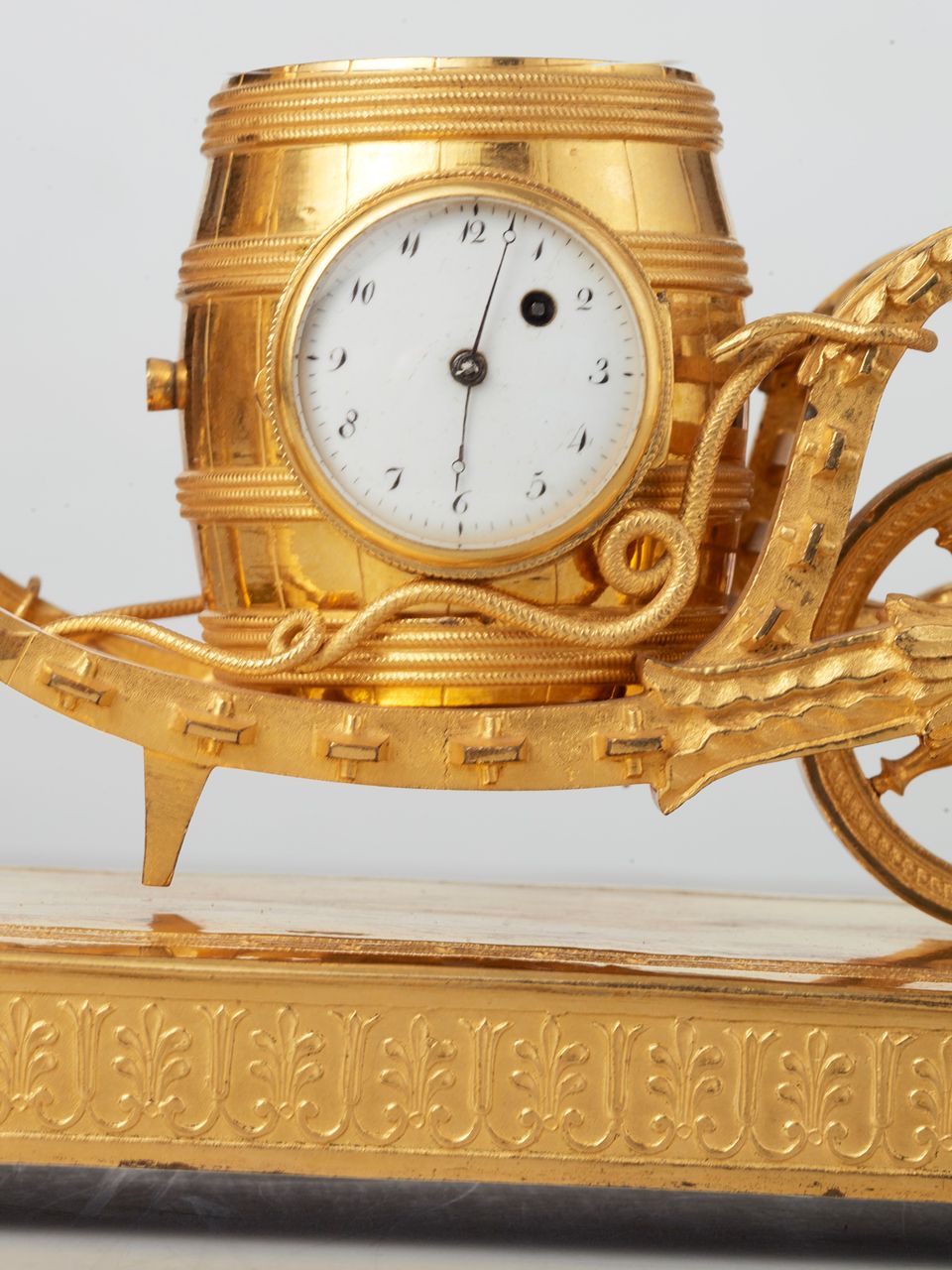 A Viennese bronze guilded miniature Empire mantel clock, circa 1810 - image 5