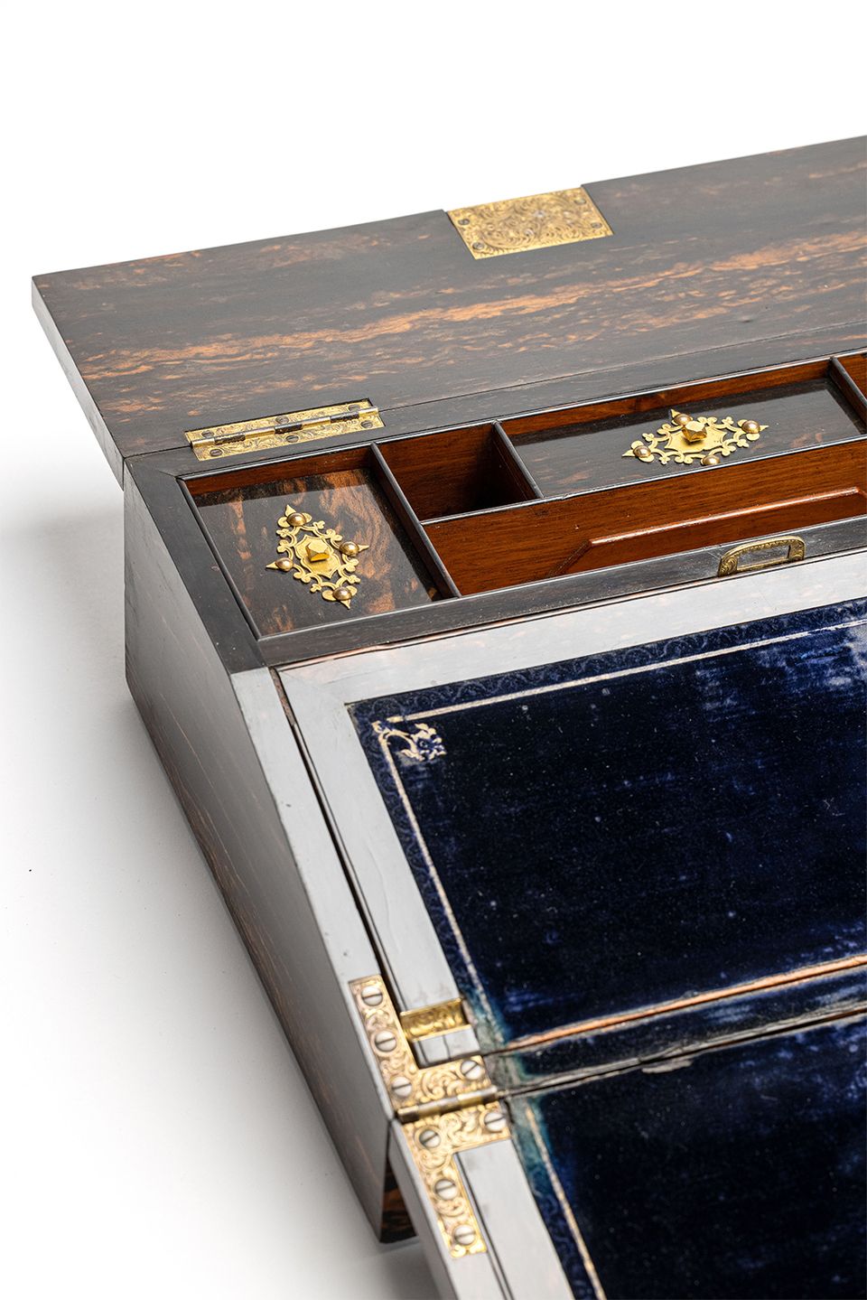 A magnificent Victorian colonial coromandel writing travel desk - image 4
