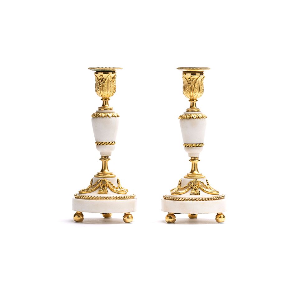 A pair of high-quality white marble candlesticks from the Louis XVI period - image 3