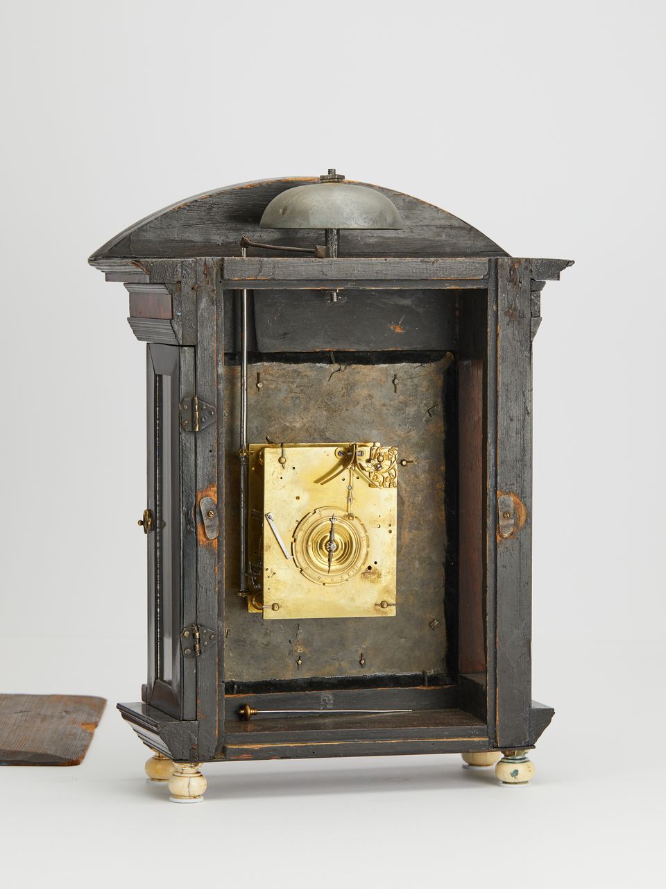 Hague clock - image 7