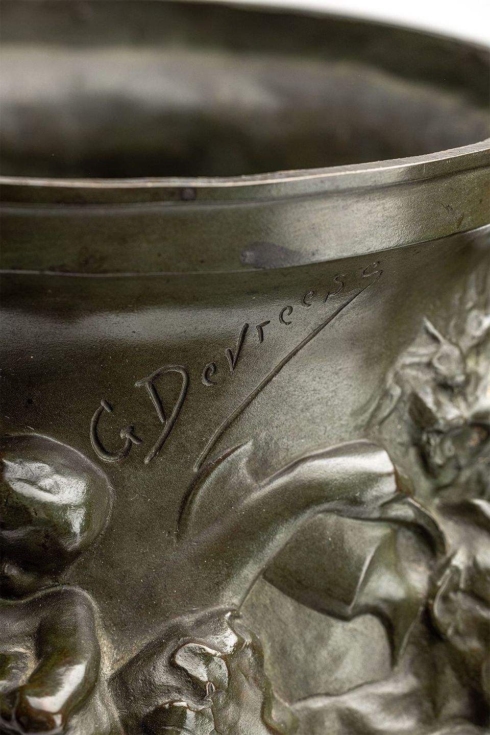 Art Nouveau bronze patinated vases - image 5