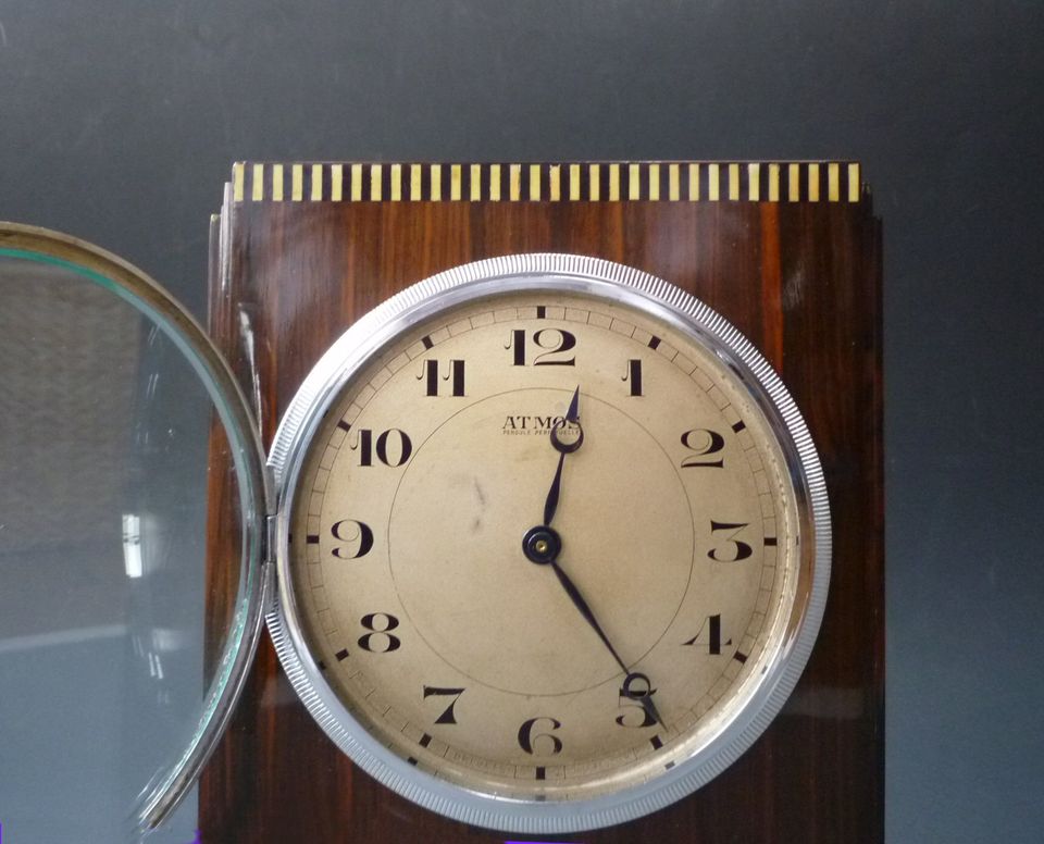 M154 Wooden Atmos clock, coromandel veneers, J.L. Reutter,model LG I,No 617, France circa 1930. - image 6