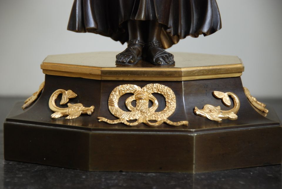 M164 Bronze 'Aurora' clock with fusee movement. - image 4