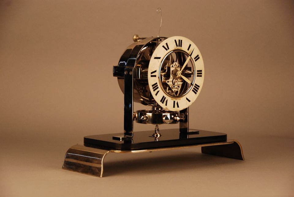 M167 Atmos clock PO1, skeleton dial and glass dome, Reutter nr. 3613, France ca. 1930. - image 2