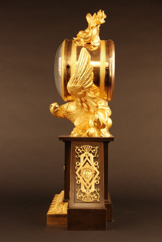 M76 Directoire - 1793-95 - gilt and patinated bronze mantle clock - afbeelding 5