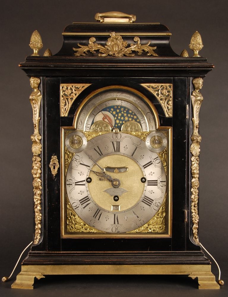 BR04 Musical bracket clock playing 4 melodies - image 2