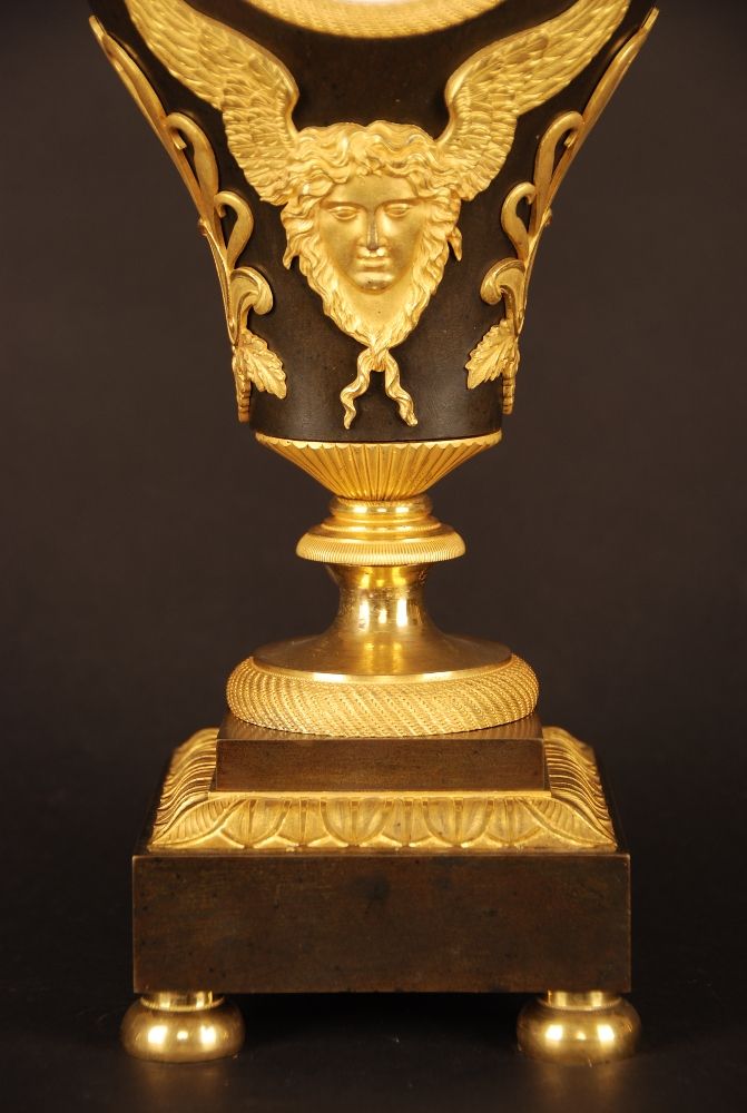 PV03 Empire Vase shape Pendulum clock - image 3