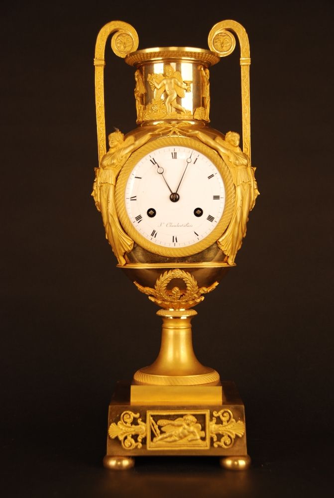 PV05 Vaseshape mantelclock with gilt case - image 2
